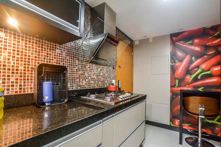 Apartamento à venda com 177m², 3 quartos e 4 vagas Apartamento à venda com 177m², 3 quartos e 4 vagasCozinha