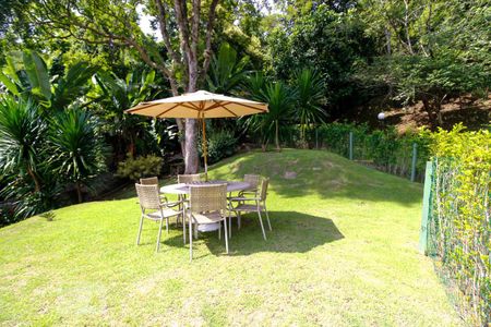 Casa à venda com 450m², 4 quartos e 2 vagas