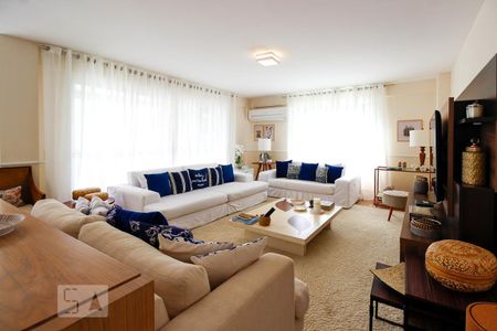 Casa à venda com 450m², 4 quartos e 2 vagas