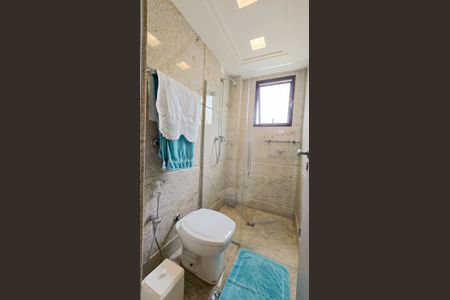 Apartamento à venda com 216m², 4 quartos e 4 vagasBanheiro da Suíte 1