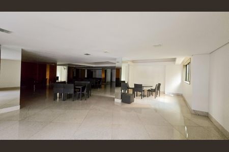 Apartamento à venda com 216m², 4 quartos e 4 vagasÁrea comum
