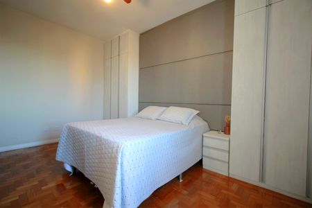 Apartamento à venda com 222m², 4 quartos e sem vagaSuíte 2