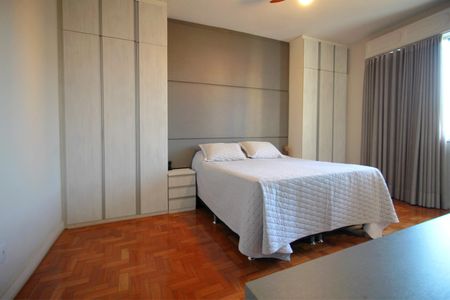 Apartamento à venda com 222m², 4 quartos e sem vagaSuíte 2