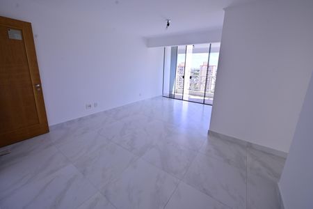 Apartamento para alugar com 75m², 3 quartos e 2 vagasSala
