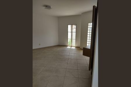Casa à venda com 235m², 3 quartos e 2 vagasFoto 26