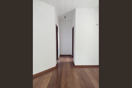 Casa à venda com 235m², 3 quartos e 2 vagasFoto 05