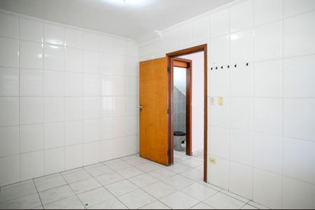 Casa à venda com 120m², 2 quartos e 4 vagas Casa à venda com 120m², 2 quartos e 4 vagasCozinha