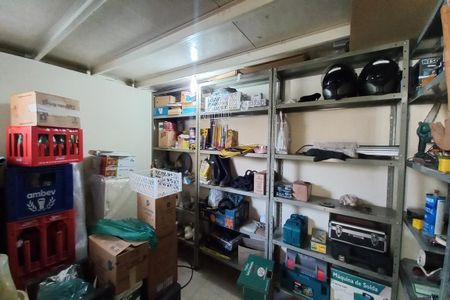 Casa à venda com 259m², 3 quartos e 15 vagas Casa à venda com 259m², 3 quartos e 15 vagasQuarto de Serviço