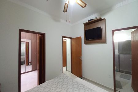 Casa à venda com 259m², 3 quartos e 15 vagas Casa à venda com 259m², 3 quartos e 15 vagasSuíte 3