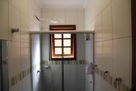 Casa à venda com 125m², 3 quartos e 2 vagasBanheiro Social