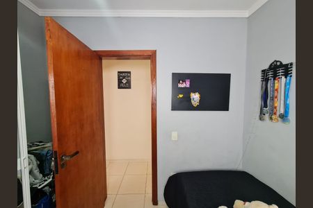 Casa à venda com 125m², 3 quartos e 2 vagasQuarto 2