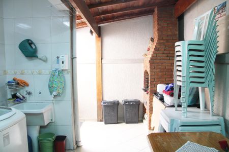 Casa à venda com 125m², 3 quartos e 2 vagasÁrea de Serviço e Churrasqueira