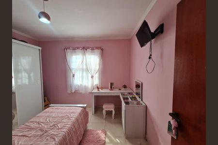 Casa à venda com 125m², 3 quartos e 2 vagasQuarto 