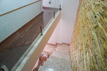 Casa à venda com 220m², 4 quartos e 2 vagas