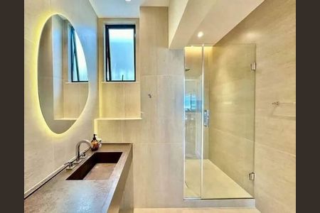 Apartamento à venda com 165m², 2 quartos e sem vaga