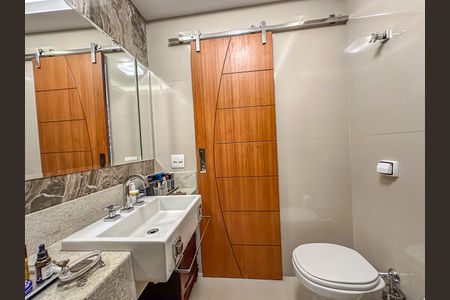 Apartamento à venda com 120m², 3 quartos e 2 vagasBanheiro da Suíte 1