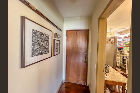 Apartamento à venda com 120m², 3 quartos e 2 vagasCorredor