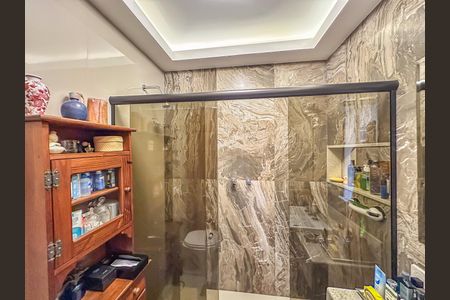 Apartamento à venda com 120m², 3 quartos e 2 vagasBanheiro da Suíte 1