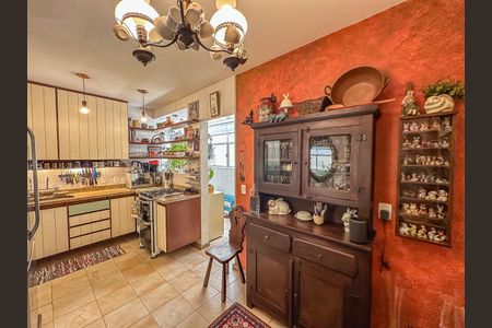 Apartamento à venda com 120m², 3 quartos e 2 vagasCozinha