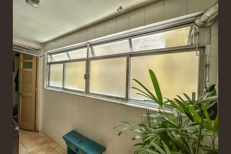 Apartamento à venda com 120m², 3 quartos e 2 vagasÁrea de Serviço