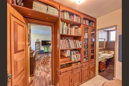 Apartamento à venda com 120m², 3 quartos e 2 vagasCorredor