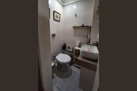 Casa à venda com 78m², 2 quartos e 1 vaga