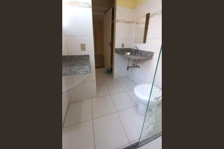 Casa à venda com 78m², 2 quartos e 1 vaga