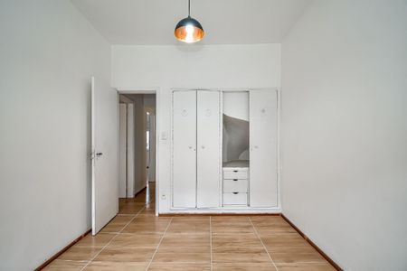 Casa à venda com 166m², 3 quartos e 1 vaga