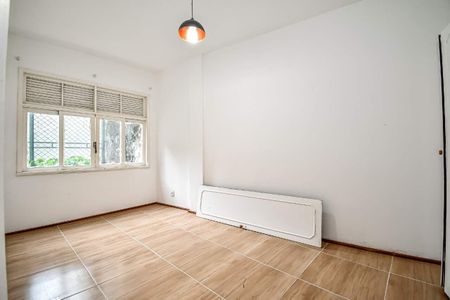 Casa à venda com 166m², 3 quartos e 1 vaga