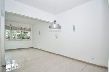 Casa à venda com 166m², 3 quartos e 1 vaga