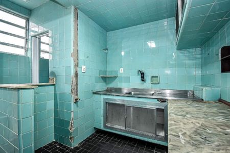 Casa à venda com 166m², 3 quartos e 1 vaga