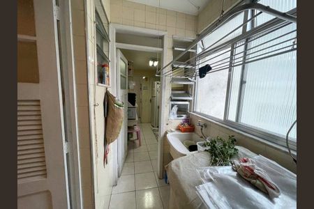 Apartamento à venda com 77m², 2 quartos e 1 vaga