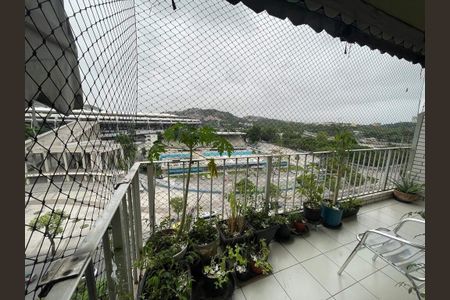 Apartamento à venda com 77m², 2 quartos e 1 vaga