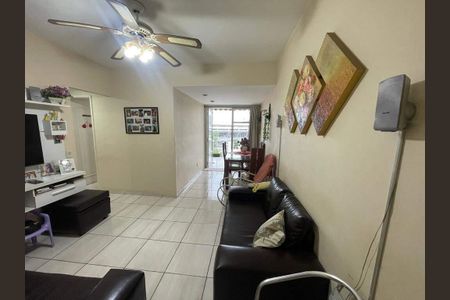 Apartamento à venda com 77m², 2 quartos e 1 vaga