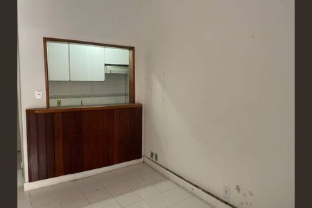 Apartamento à venda com 35m², 1 quarto e sem vaga