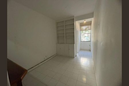Apartamento à venda com 35m², 1 quarto e sem vaga