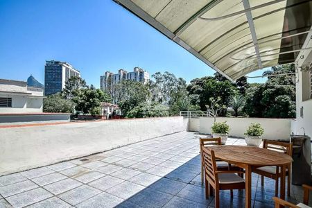 Apartamento à venda com 111m², 2 quartos e sem vaga