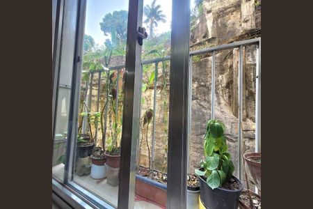 Apartamento à venda com 111m², 2 quartos e sem vaga