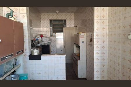 Casa à venda com 235m², 8 quartos e 1 vaga