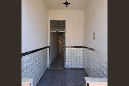 Casa à venda com 235m², 8 quartos e 1 vaga