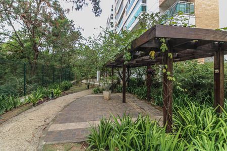 Apartamento à venda com 156m², 3 quartos e 2 vagas Apartamento à venda com 156m², 3 quartos e 2 vagasÁrea comum