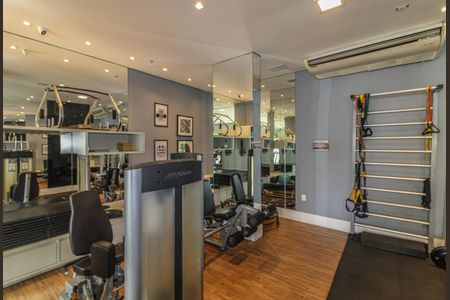 Apartamento à venda com 156m², 3 quartos e 2 vagas Apartamento à venda com 156m², 3 quartos e 2 vagasÁrea comum