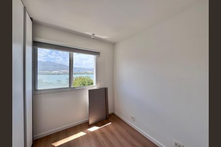 Apartamento à venda com 156m², 3 quartos e 2 vagas Apartamento à venda com 156m², 3 quartos e 2 vagasSuíte 2
