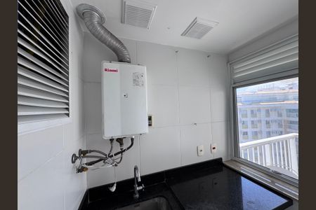 Apartamento à venda com 156m², 3 quartos e 2 vagas Apartamento à venda com 156m², 3 quartos e 2 vagasÁrea de Serviço