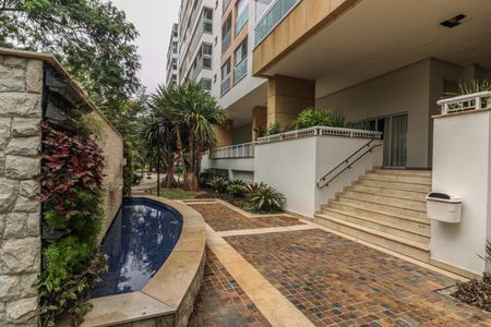 Apartamento à venda com 156m², 3 quartos e 2 vagas Apartamento à venda com 156m², 3 quartos e 2 vagasÁrea comum