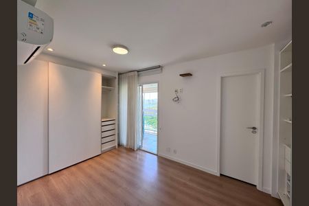 Apartamento à venda com 156m², 3 quartos e 2 vagas Apartamento à venda com 156m², 3 quartos e 2 vagasSuíte 3