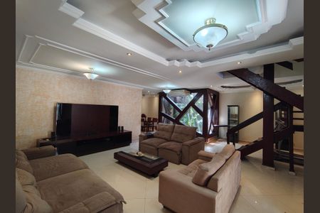 Sala de casa à venda com 4 quartos, 351m² em Pechincha, Rio de Janeiro