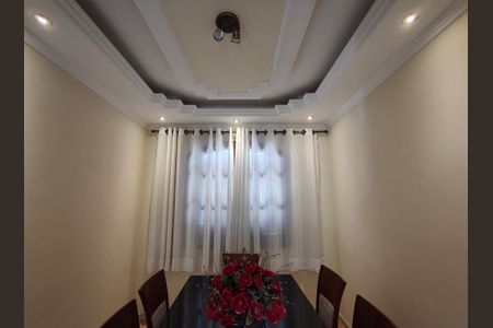 Casa de condomínio à venda com 351m², 4 quartos e 4 vagasSala