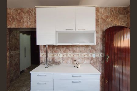 Casa de condomínio à venda com 351m², 4 quartos e 4 vagasCozinha