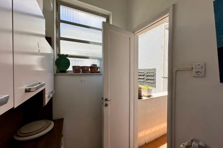 Apartamento à venda com 169m², 3 quartos e 1 vagaÁrea de Serviço